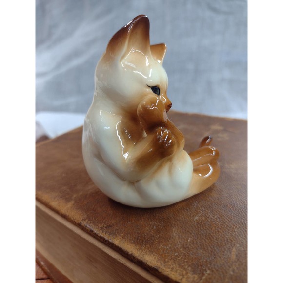 Small Cat Figurine,Tan 3" Glossy Finish,MCM Giftcraft Cat, Korea - Picture 5 of 5
